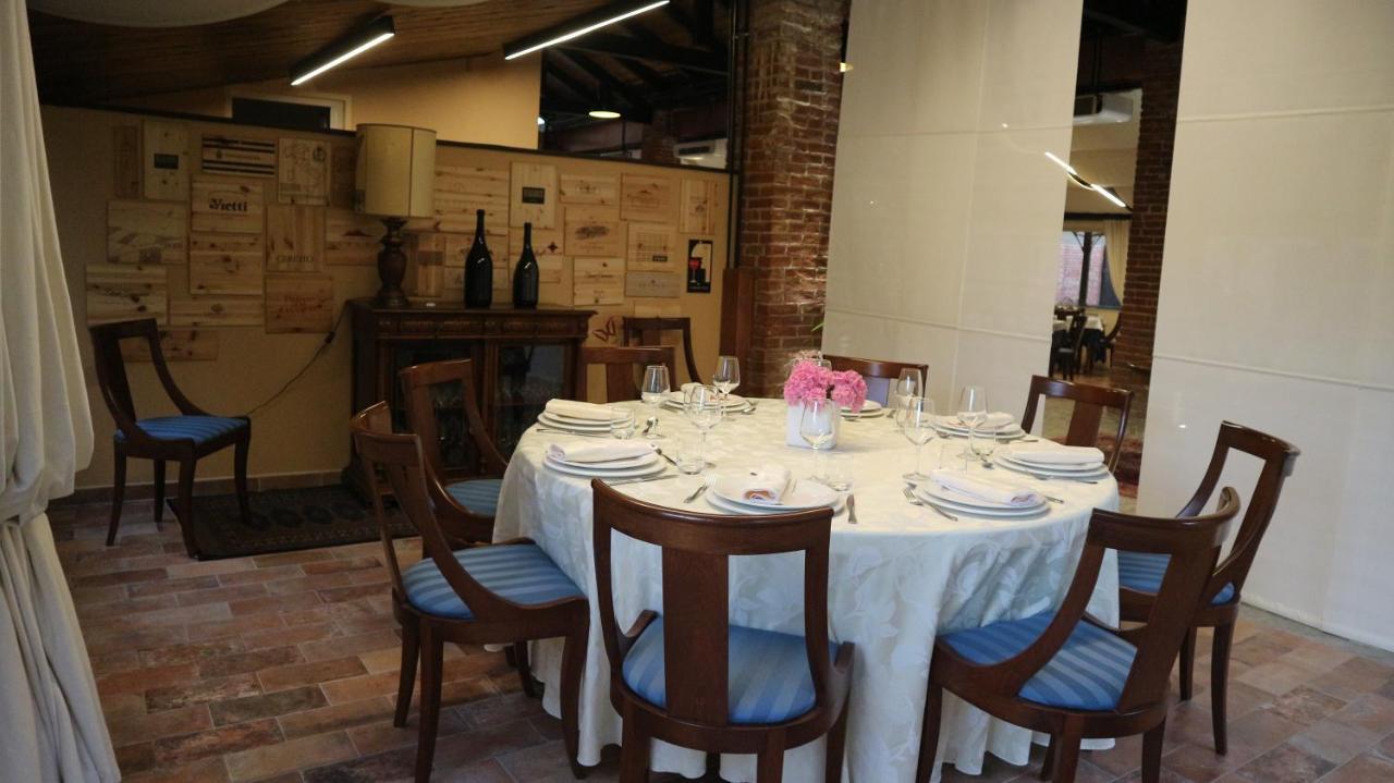 La Regibussa - Hotel Ristorante Asti Exterior photo